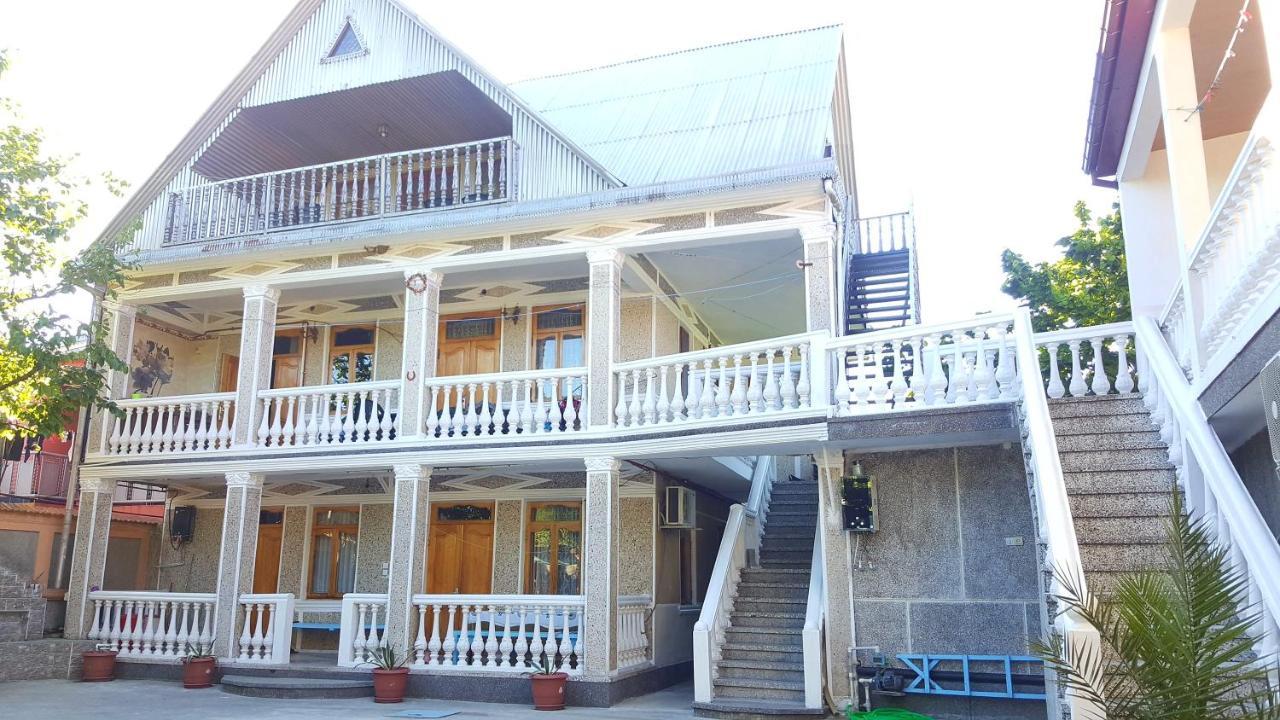 Linda Guest House Batumi Kültér fotó