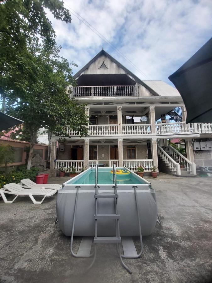 Linda Guest House Batumi Kültér fotó