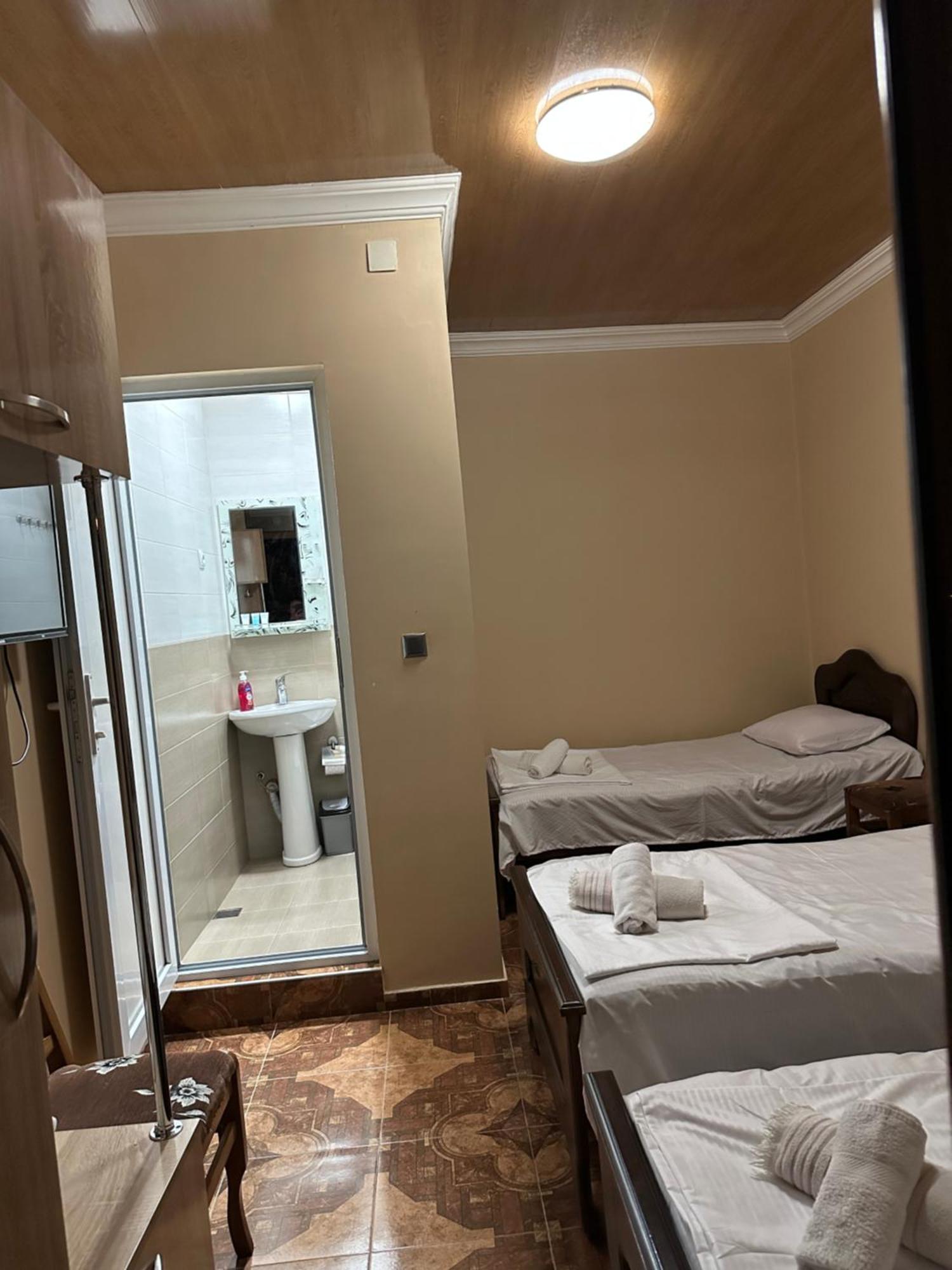 Linda Guest House Batumi Kültér fotó