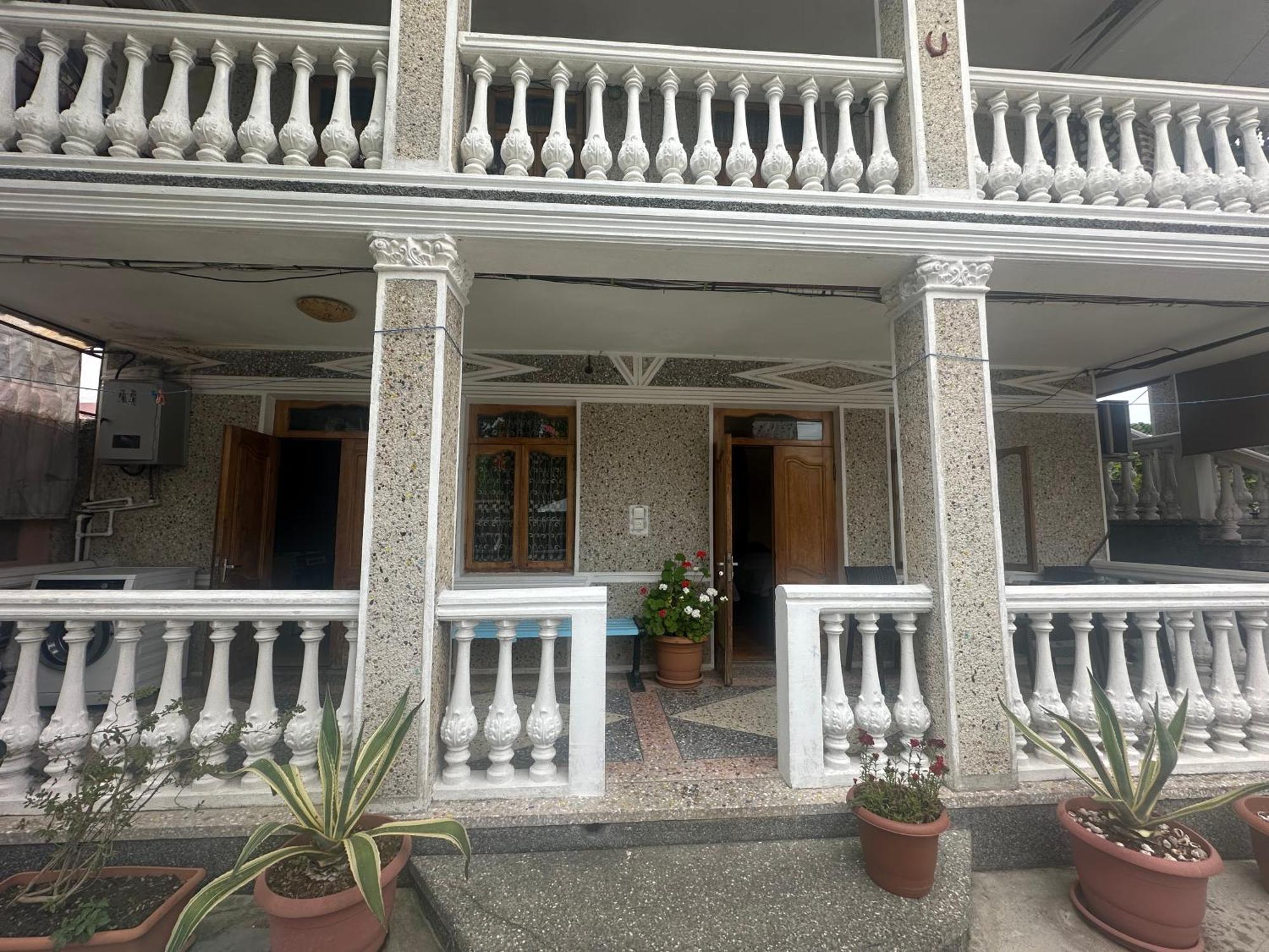 Linda Guest House Batumi Kültér fotó